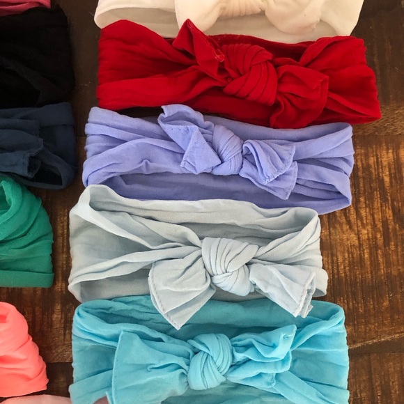 Baby Bling (11) and Lou Lou & Company (2) Bows - Picture 3 of 6